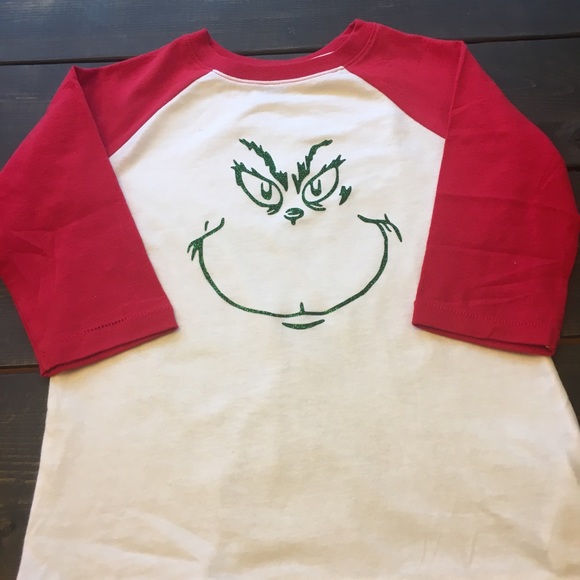 🎄Grinch Face on Red Raglan 3t 🎄 - Picture 3 of 8